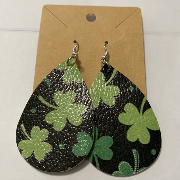Hunter Green Irish Lucky Clover Dangle Earrings - Picture 2 of 5